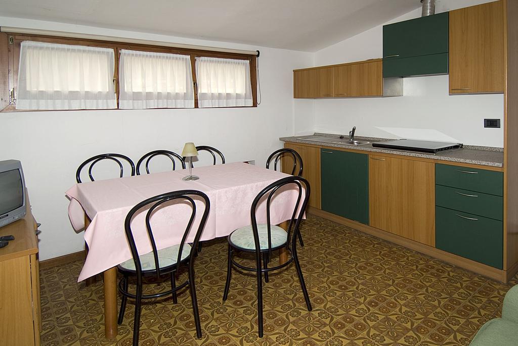 Camping Hotel Au Lac De Como Sorico Exterior foto